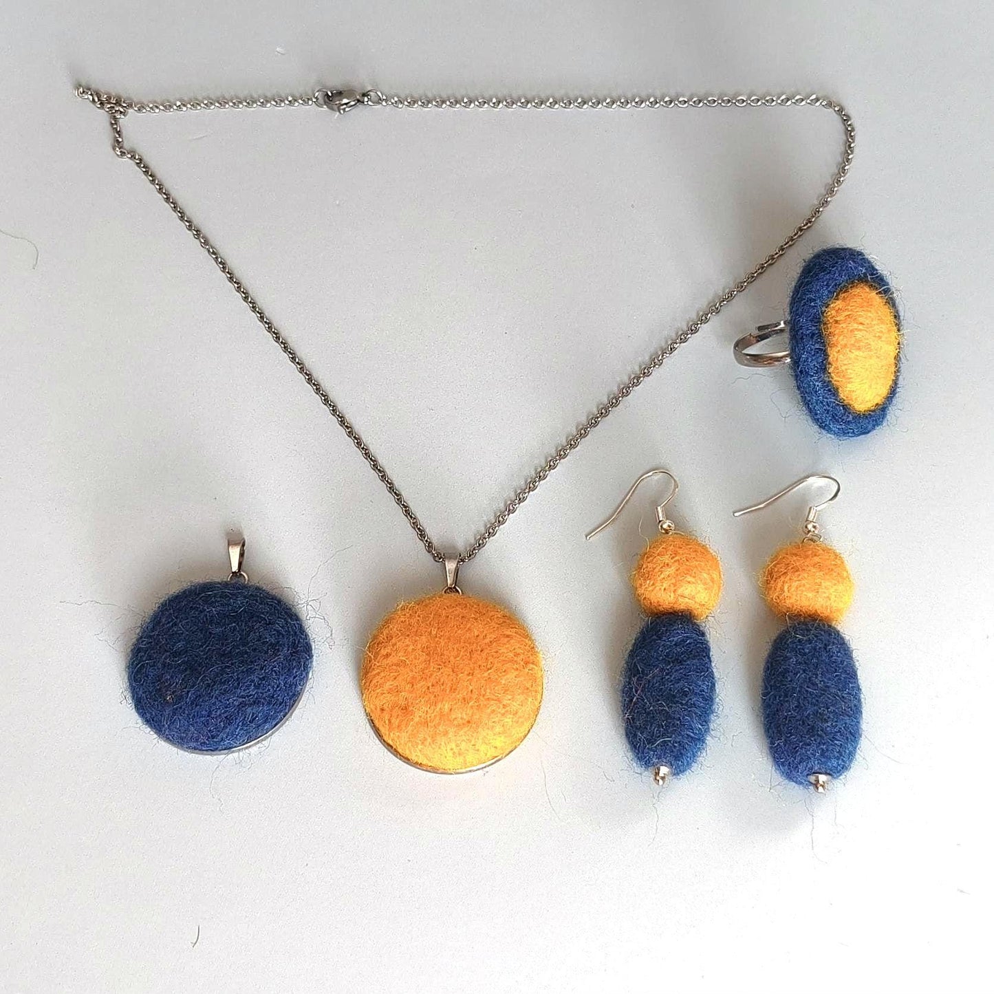 Canary Yellow Navy Blue Felt Ring - Oval Adjustable Statement Ring - Handmade Boho Jewelry - Needle Felted Merino Wool - Gift for Her - StepToLight