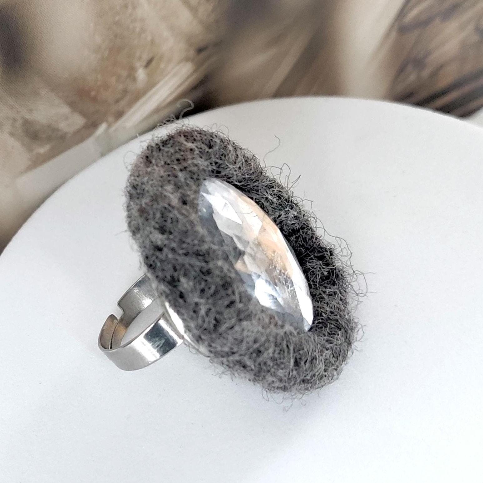 Dark Gray Felt Ring with Crystal Stone | Elegant Statement Ring | Handmade Fiber Jewelry - StepToLight