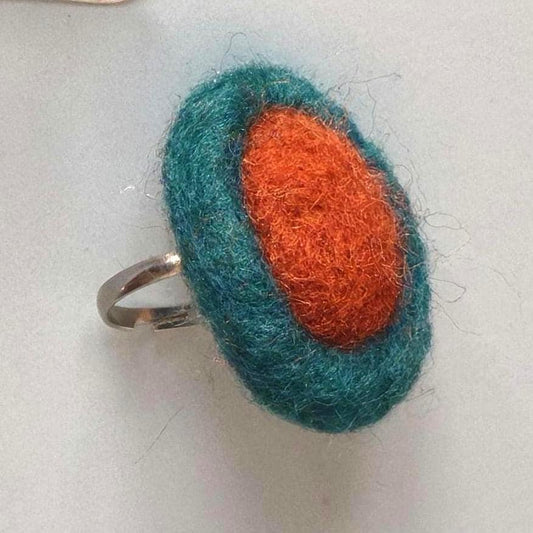 Emerald Green & Rust Brown Felt Ring | Oval Adjustable Statement Ring | Handmade Boho Jewelry - StepToLight