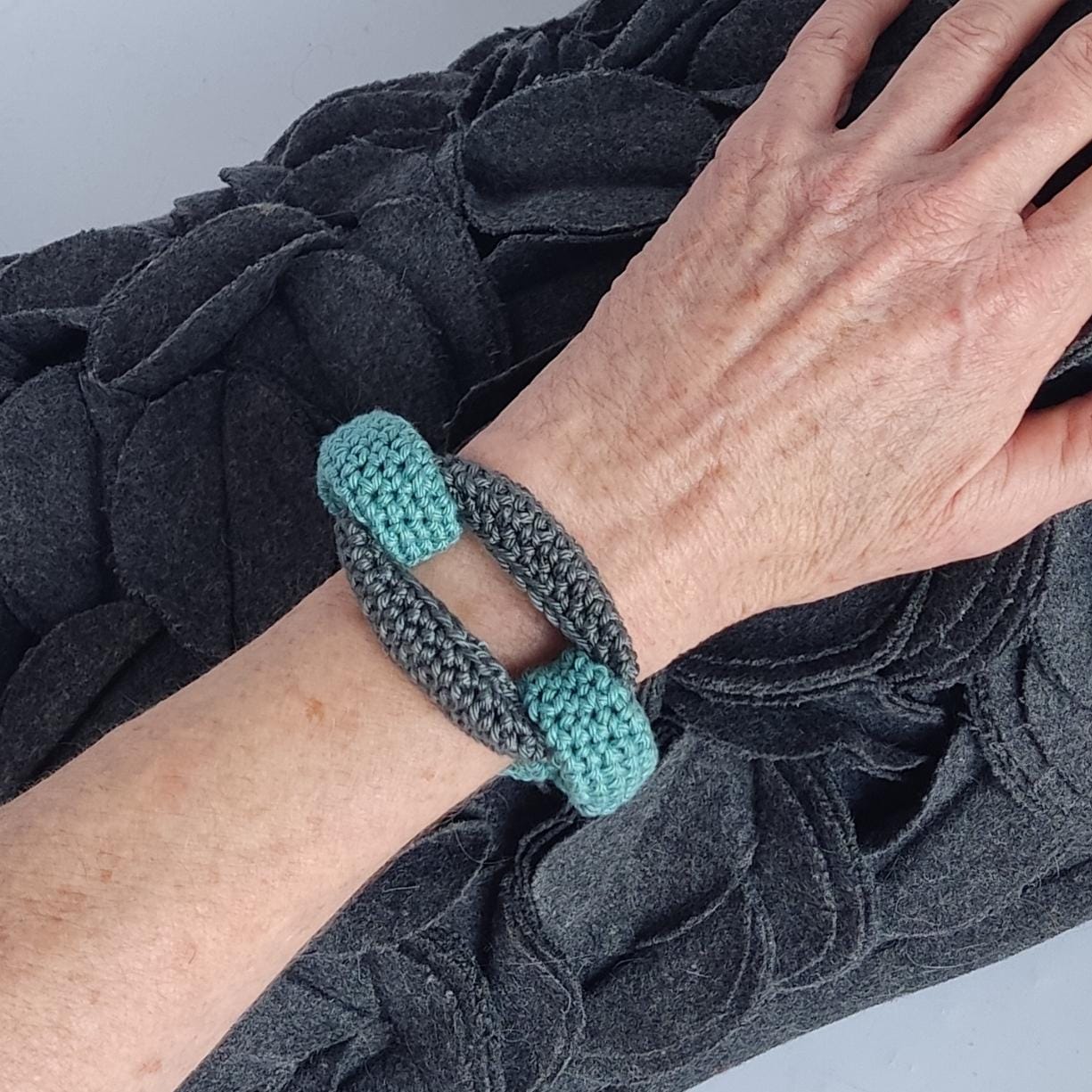Gray Green Crochet Jewelry Set | Necklace & Bracelet | Handmade Gift Set - StepToLight