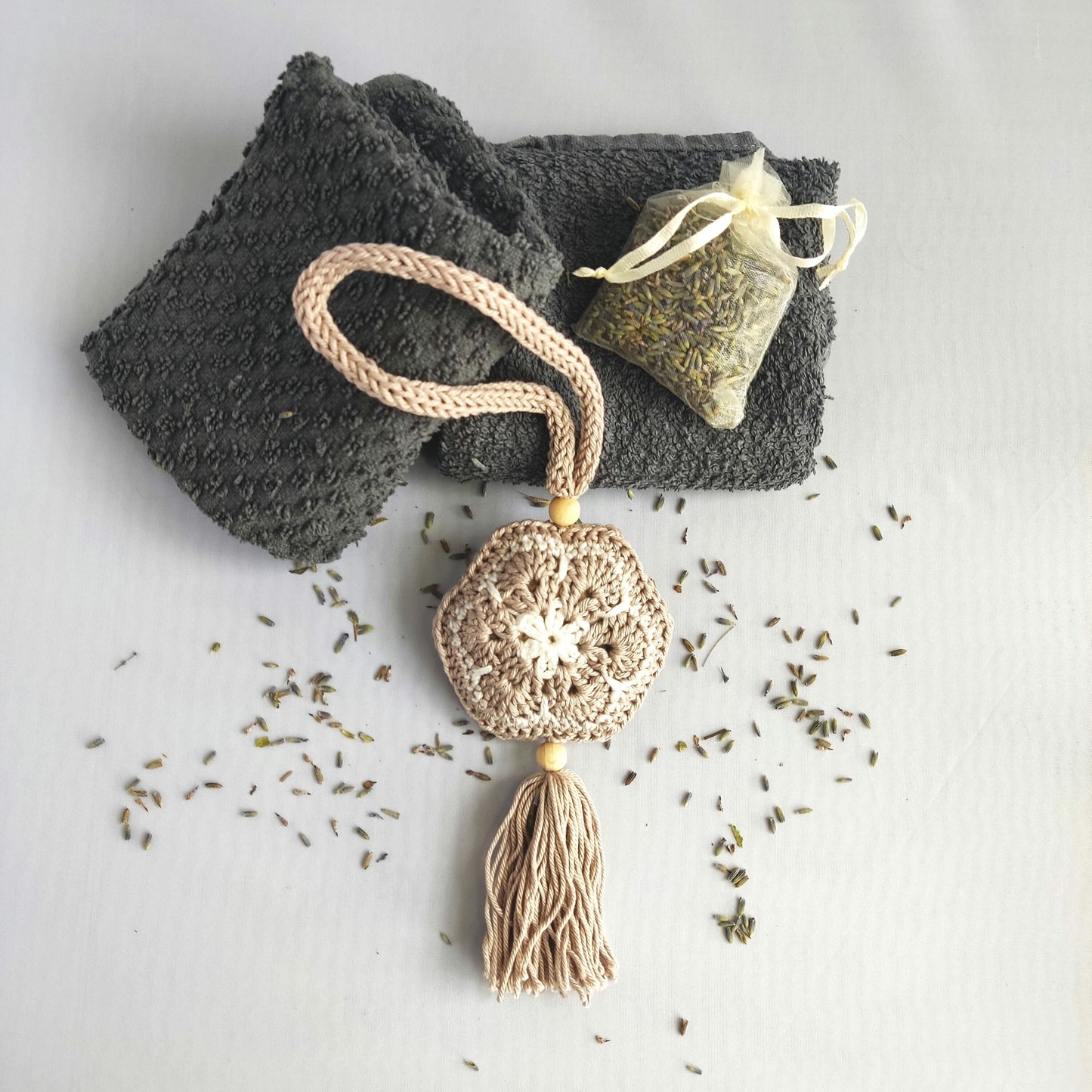 Handmade Crochet Lavender Sachet: Cotton Wardrobe Freshener with Wooden Beads - StepToLight