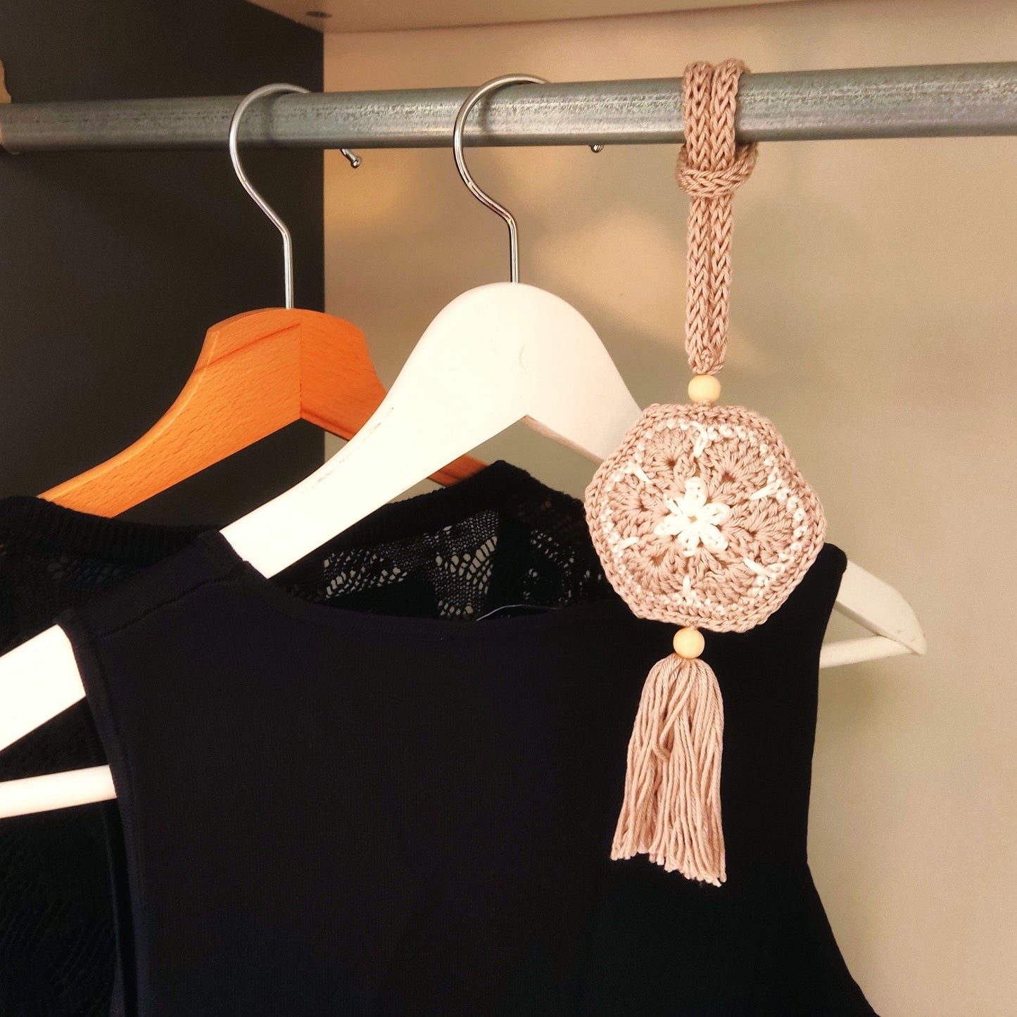 Handmade Crochet Lavender Sachet: Cotton Wardrobe Freshener with Wooden Beads - StepToLight