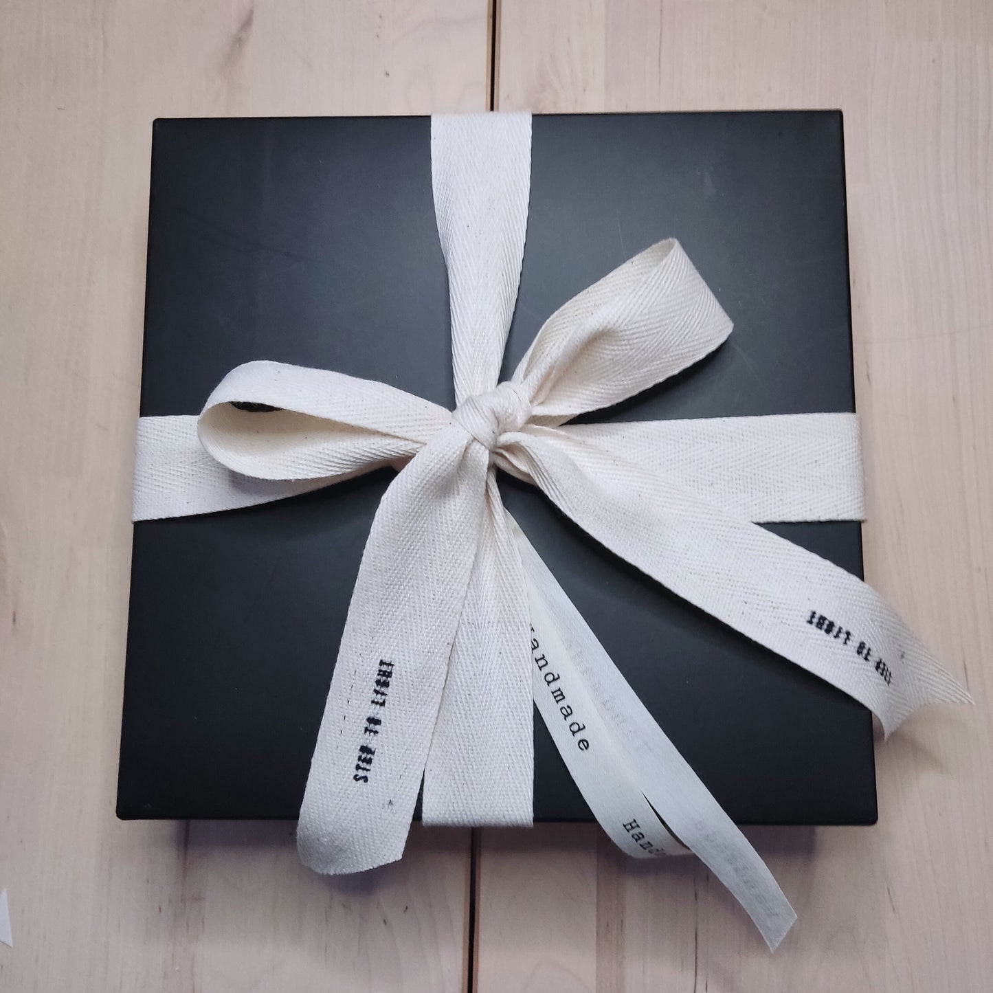 Chunky Crochet Yarn Necklace: Gray Handmade Statement Jewelry