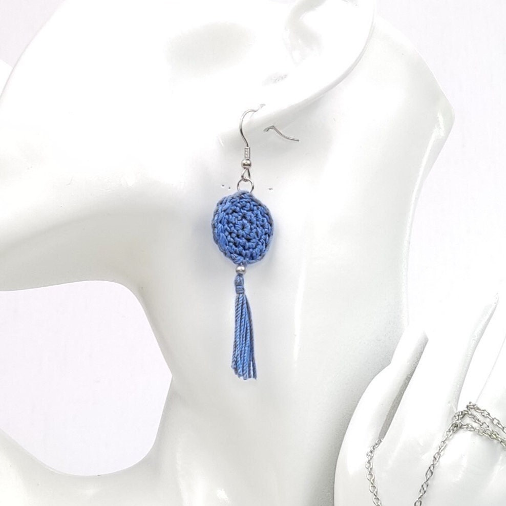 Red & Copper Brown Crochet Pendant Necklace - Ancient Greek Jewelry Inspired -Cord with Leather Strap