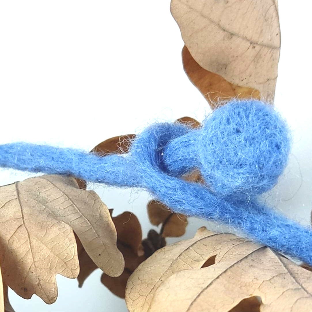 Needle Felted Blue Necklace: Merino Wool Beaded Chain, Mid-Century Style