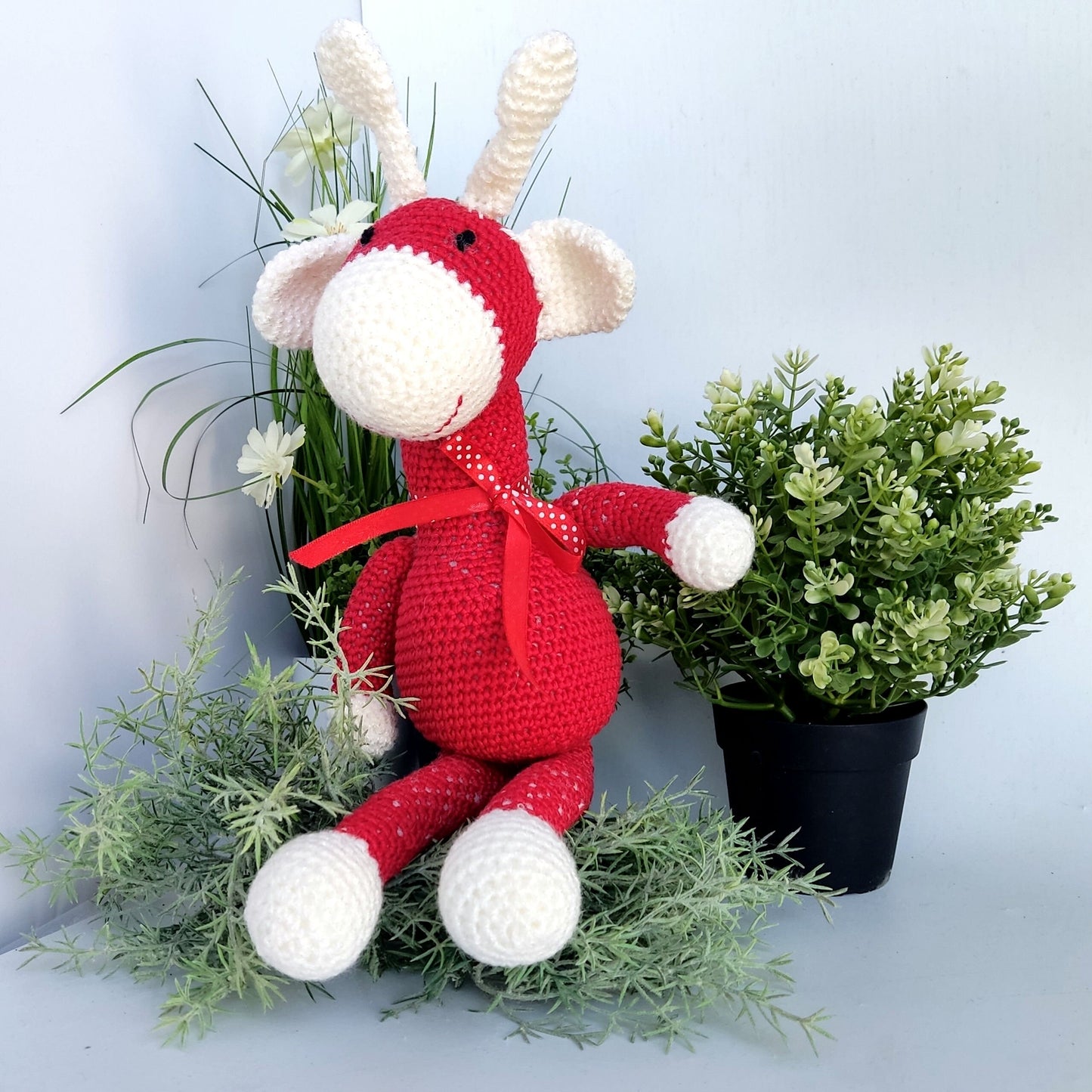 Christmas Crochet Giraffe: Red Amigurumi Plush Toy (30cm)