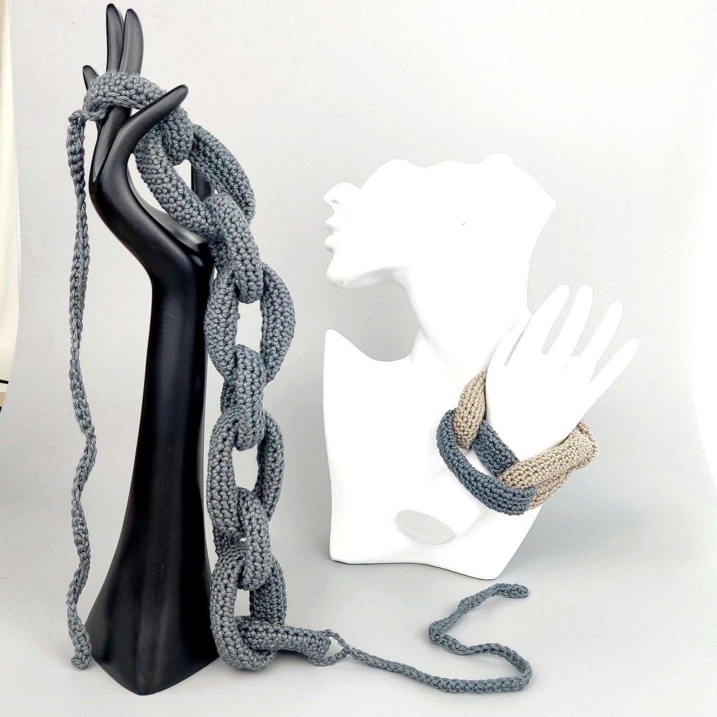 Set aus dicker Häkelkette, Halskette und Armband – handgefertigter, geflochtener Baumwollschmuck, modernes Statement-Piece