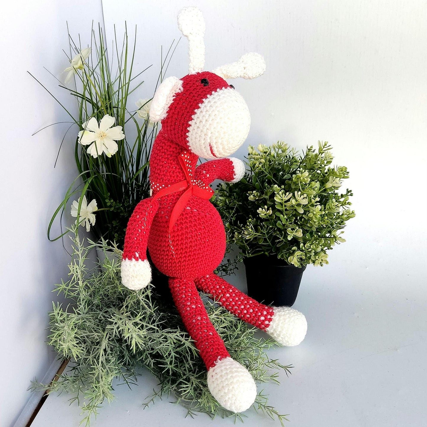 Christmas Crochet Giraffe: Red Amigurumi Plush Toy (30cm)