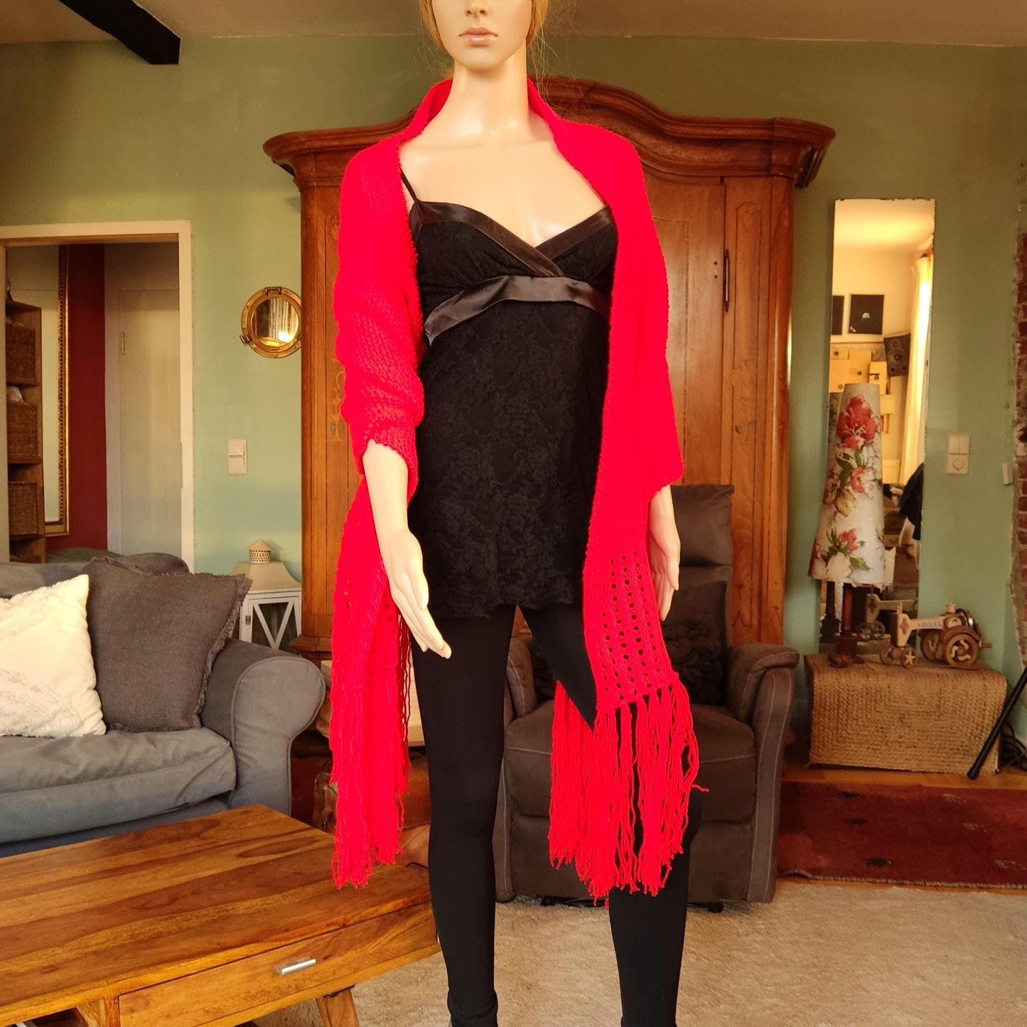 Langer, gestrickter Schal mit Fransen, einzigartiges, modisches Boho-Rot, kuschelig weich, übergroßer Schal, Roter Strick-Franzen-Schal