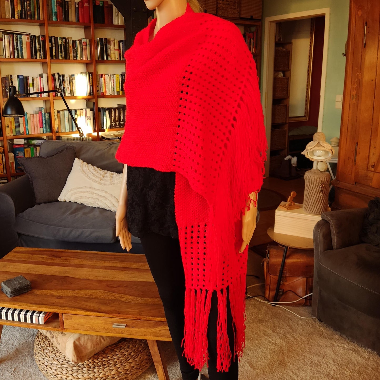 Langer, gestrickter Schal mit Fransen, einzigartiges, modisches Boho-Rot, kuschelig weich, übergroßer Schal, Roter Strick-Franzen-Schal