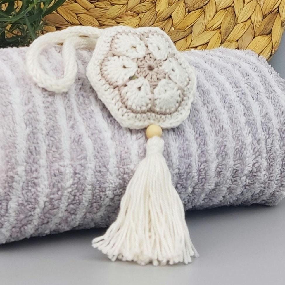 Personalised Crochet Lavender Sachet: Cotton Closet Freshener with Wooden Beads