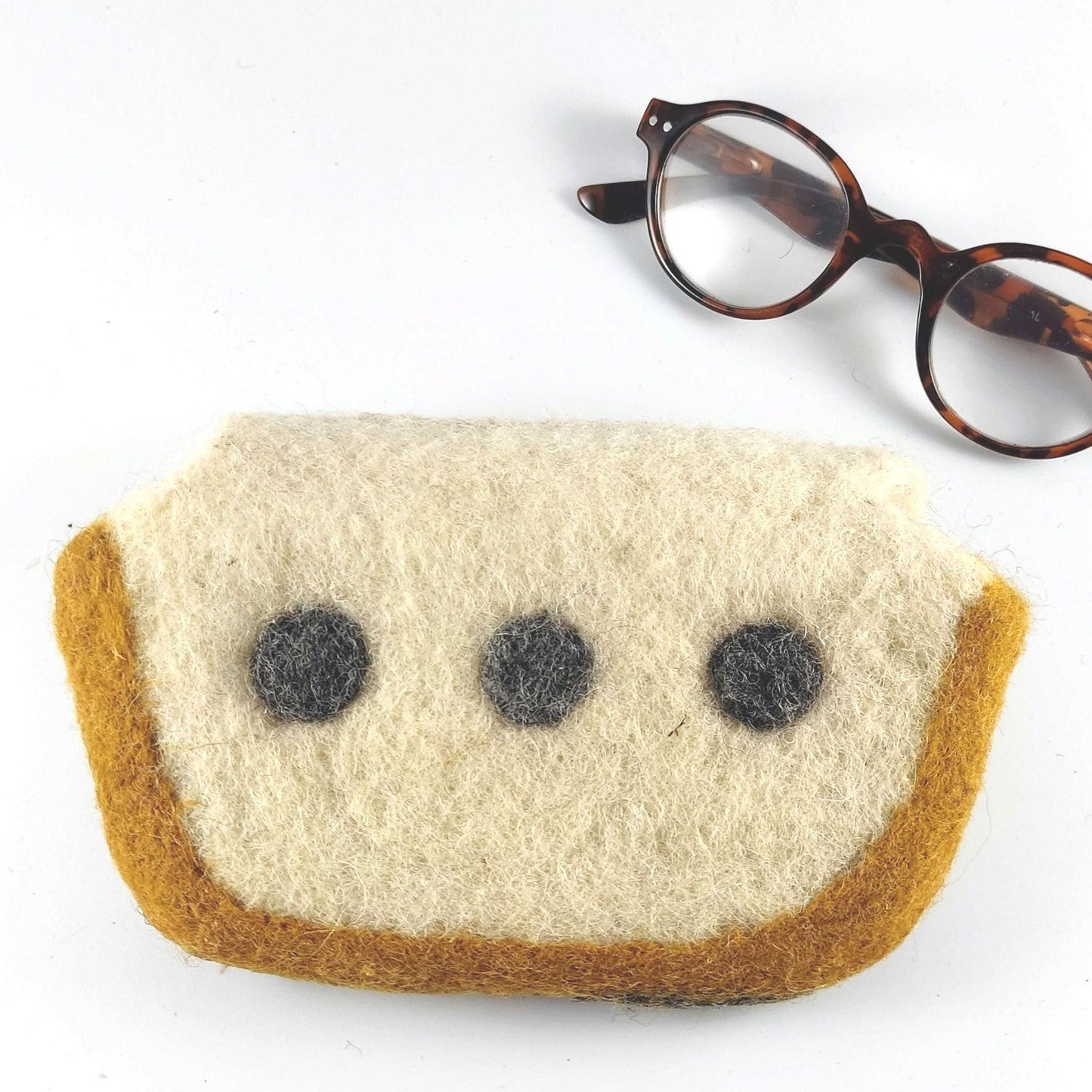 Personalised Soft Eyeglasses Case: Felt Sunglasses Holder with Magnetic Button