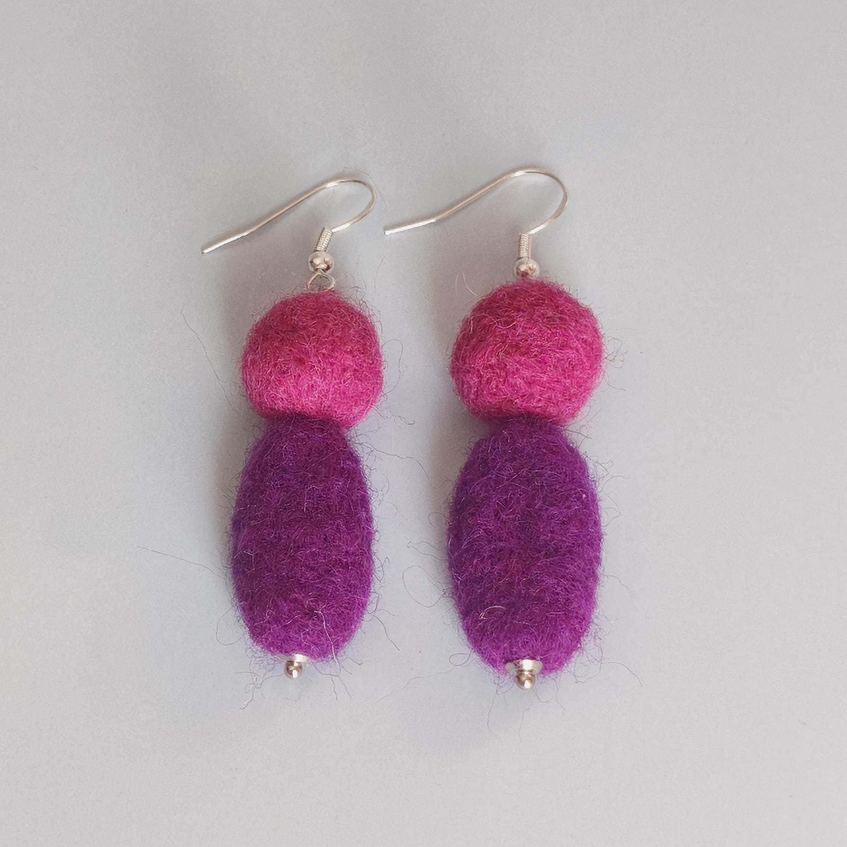 Purple Hot Pink Felt Ring Oval Adjustable Handmade Statement Ring - StepToLight