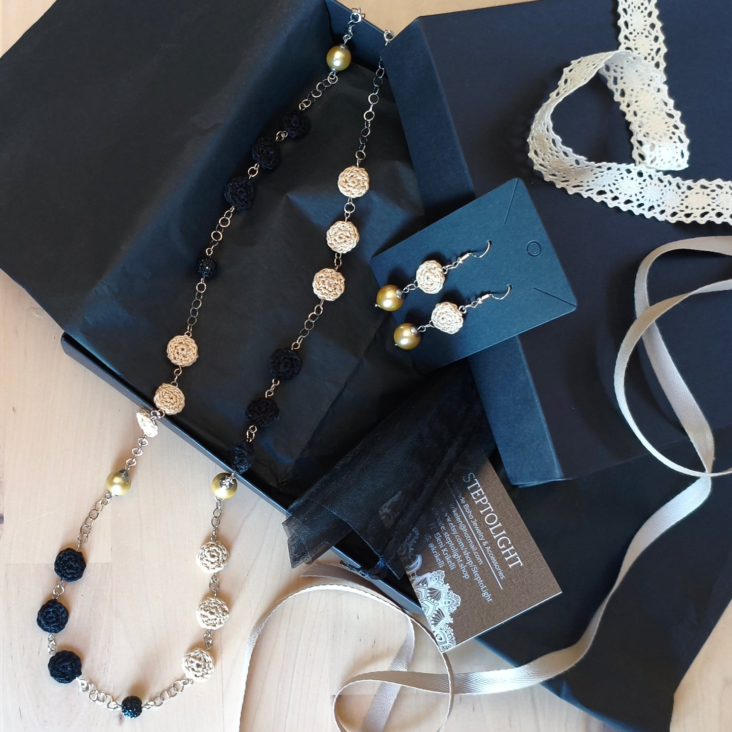 Timeless Pearl & Crochet Jewelry Set — Necklace & Earrings | Handmade in Germany - StepToLight