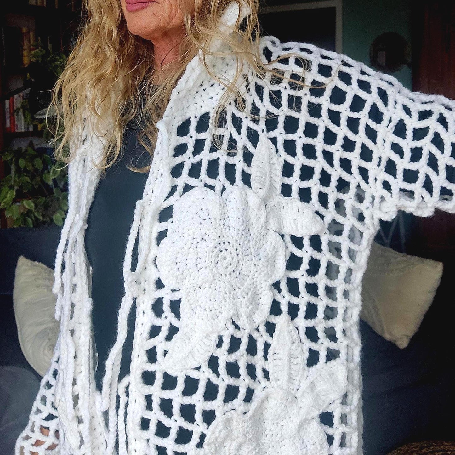 Oversized Crochet Cardigan with Flowers: Elegant White Wool Top for Women