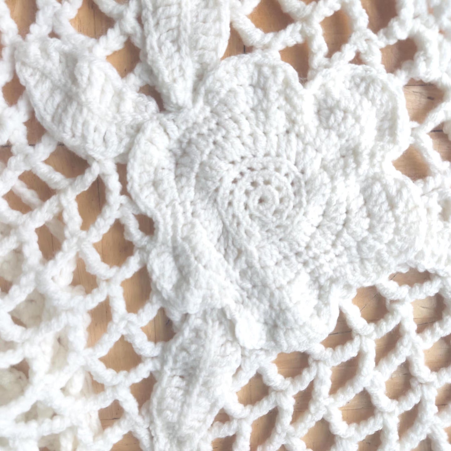 Oversized Crochet Cardigan with Flowers: Elegant White Wool Top for Women